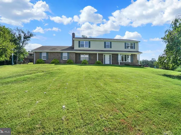 1631 Detwiler Ct, York, PA 17403