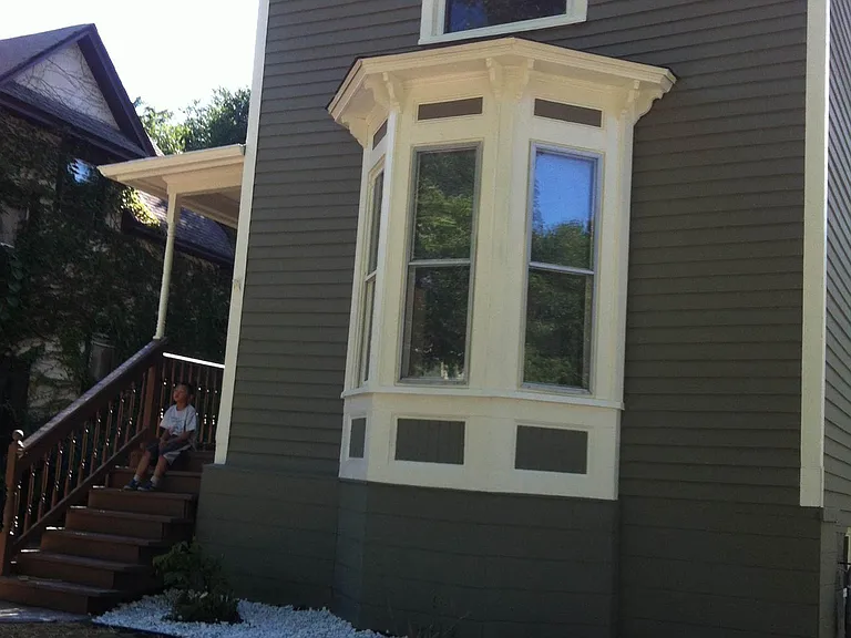 1051 17th Ave SE — Photo 10