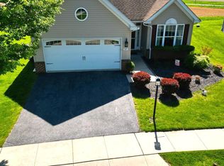 89 New Hope Blvd, Oley, PA 19547