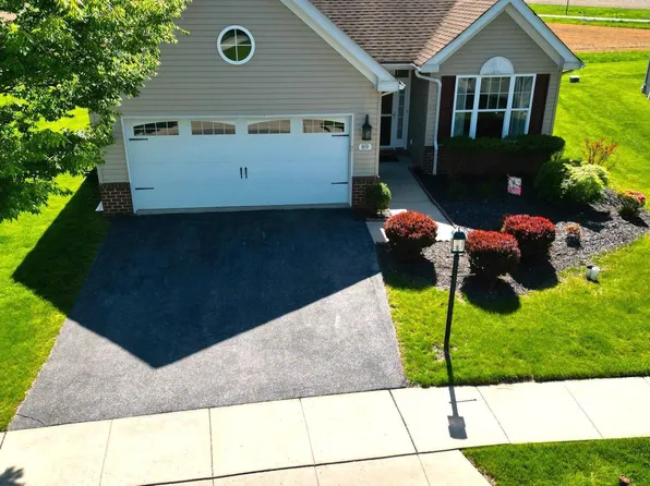 89 New Hope Blvd, Oley, PA 19547