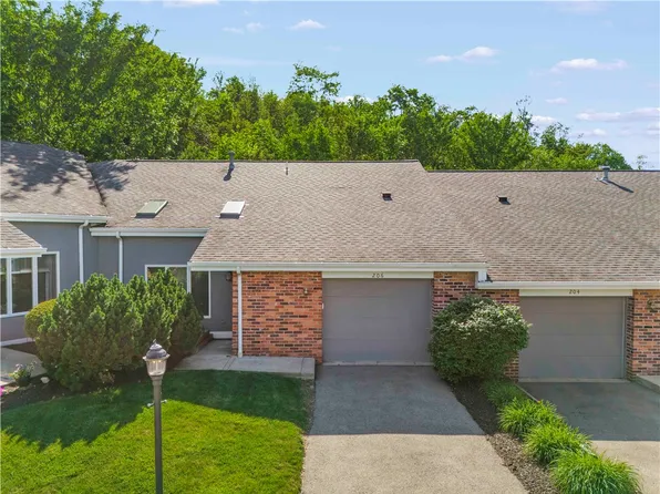 206 Queens Ct, Canonsburg, PA 15317