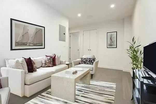 Rented by REAL New York | media 13