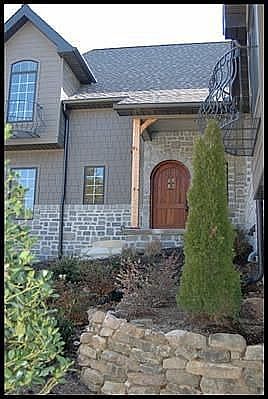2nd image of 505 E Fox Den Dr