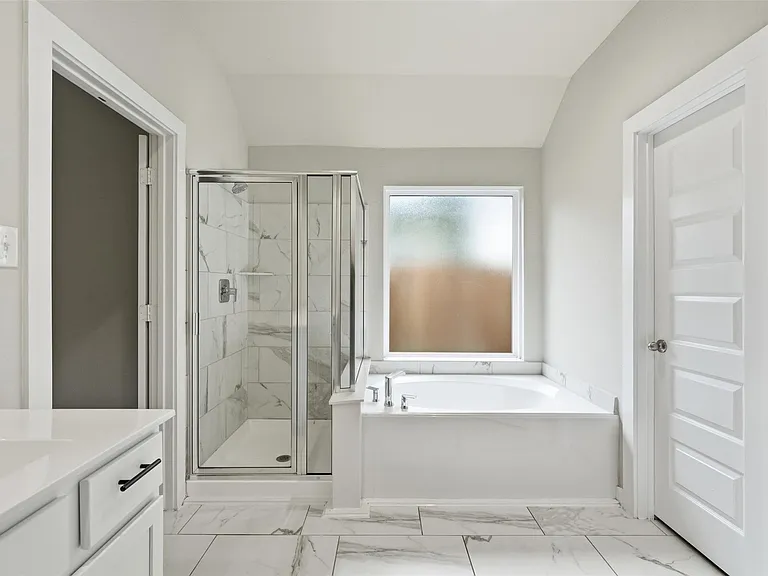2742 Oakleaf Ash Ln — Photo 19