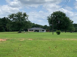 14827 Highway 490, Louisville, MS 39339