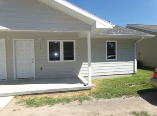 1802 N Sheridan Ave #8, North Platte, NE 69101
