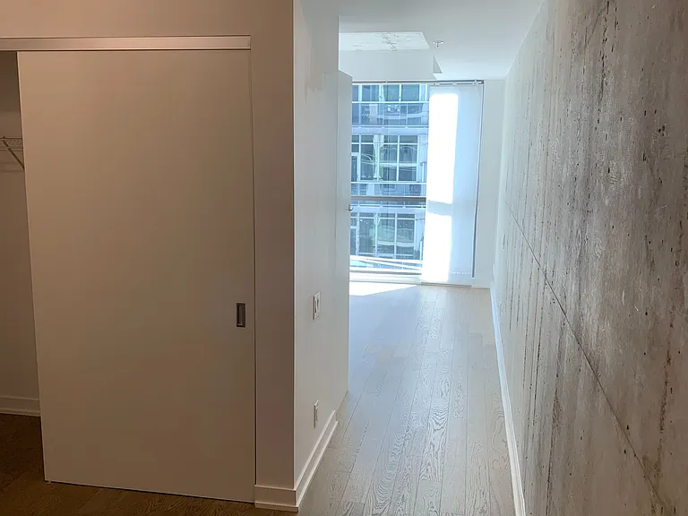 39 Brant St #411 — Photo 8