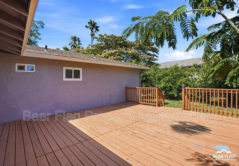 1312 Mission Dr — Photo 30