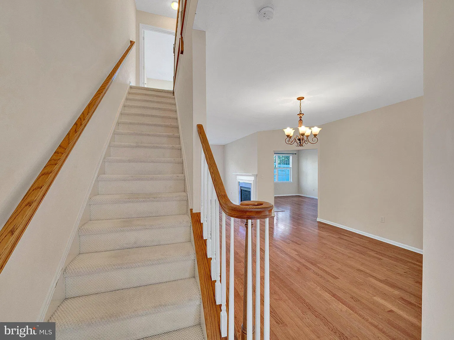 3 bed, 2.5 bath, 2312 sqft, $3,350 — Photo 4
