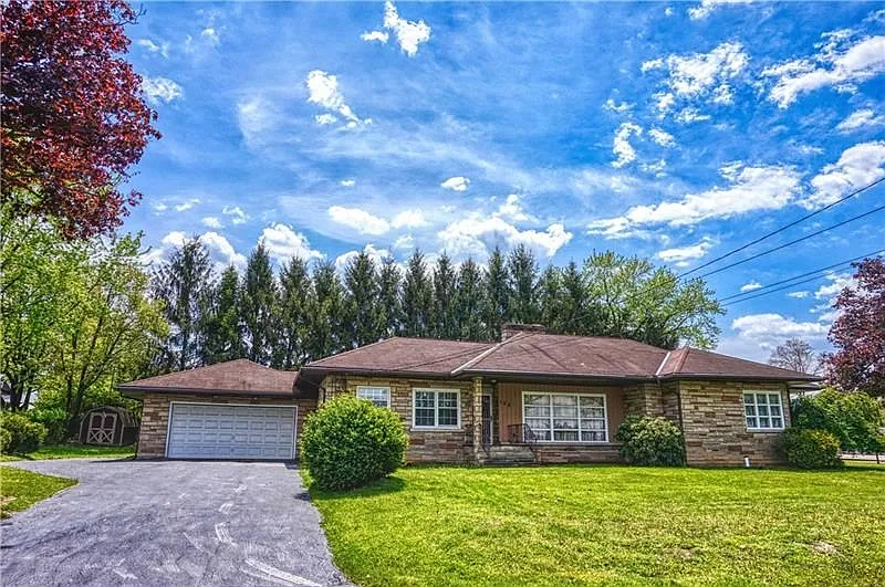 102 Filbert Rd photo 1