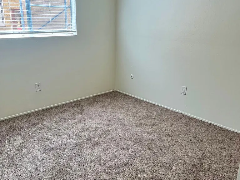 Remodeled 3 Bed/ 2 Bath Clairemont Mesa — Photo 10