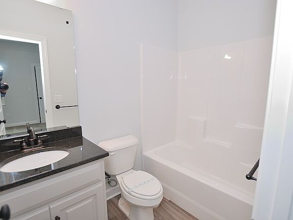 5th image of 524B Amerson Ct