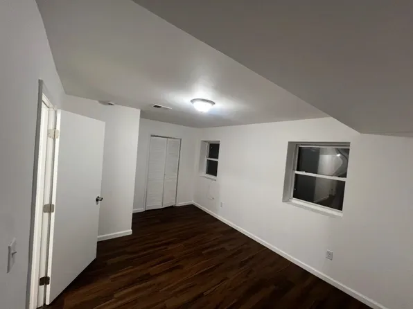 280 Seaview Avenue image 2 of 9