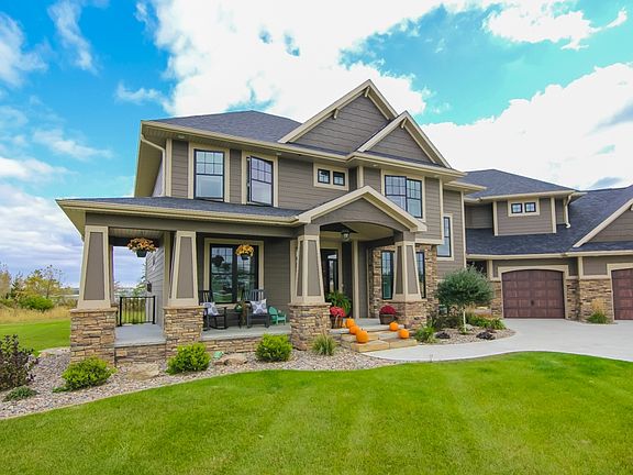2nd image of 10415 NW Beaver Dr