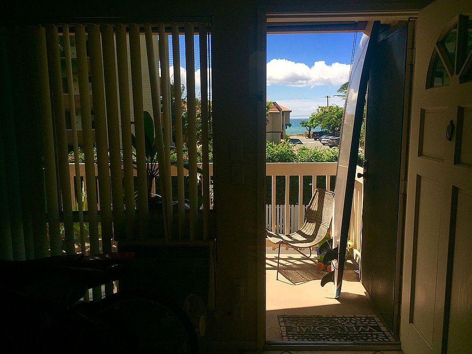 2nd image of 480 Kenolio Rd APT 17-204