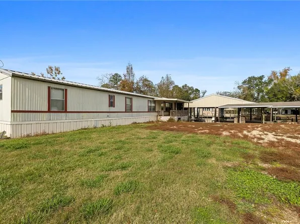 22246 Chinquapin St, Maurepas, LA 70449