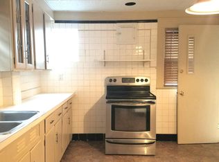 3 W End St, Rochelle Park, NJ 07662