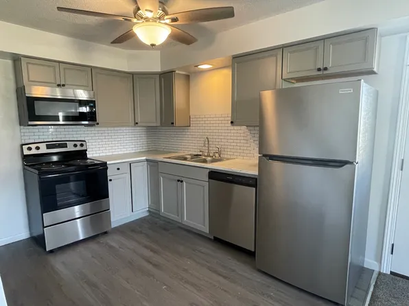 709 Center St, Scranton, PA 18512