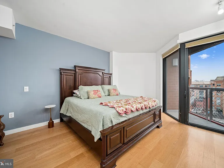 631 D St NW #1139 — Photo 16