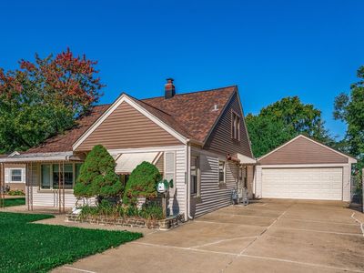 9100 Lynwood Dr, Oak Lawn, IL, 60453