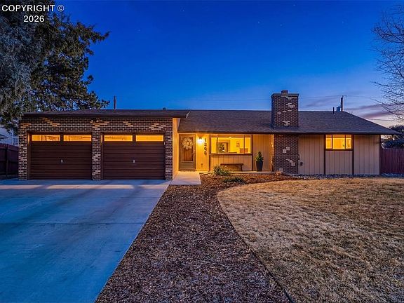 2nd image of 1365 Fairview Ave