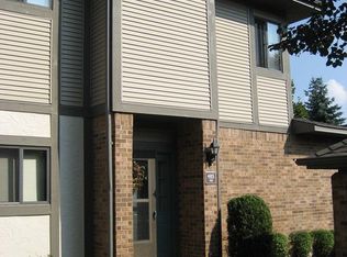 485 Shelard Pkwy UNIT 102, Saint Louis Park, MN 55426