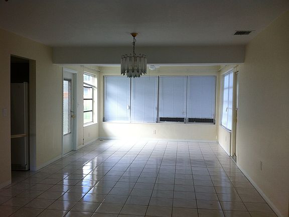 Spacious Living area