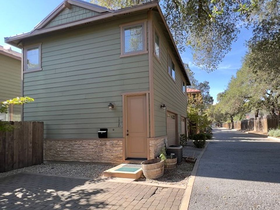 1st image of 1328 Magnolia Ave APT Mag1328b