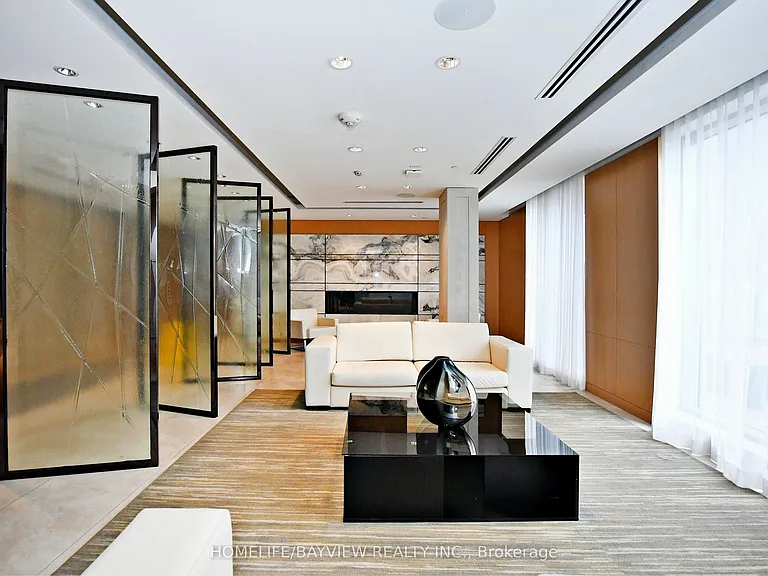 120 Harrison Garden Blvd #735 — Photo 44