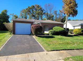 51 Mansfield Dr, Brick, NJ 08724