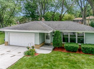 6100 S 60th St, Greendale, WI 53129