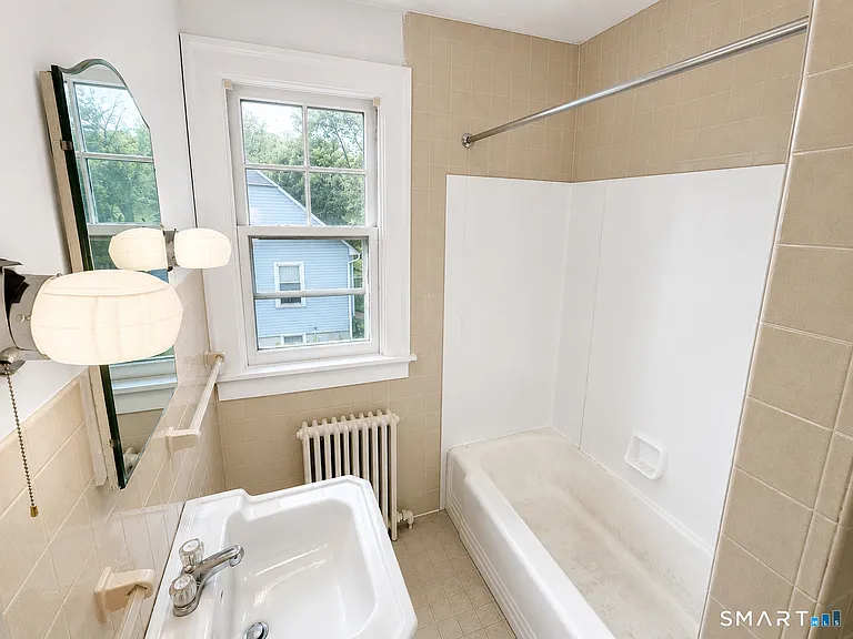 28 Jackson St #2 — Photo 16
