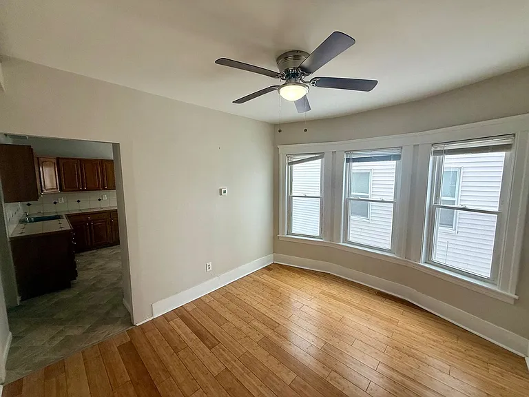 23 Millbury St — Photo 8