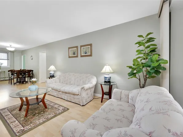 98-20 62 Drive #5G, Rego Park, NY 11374