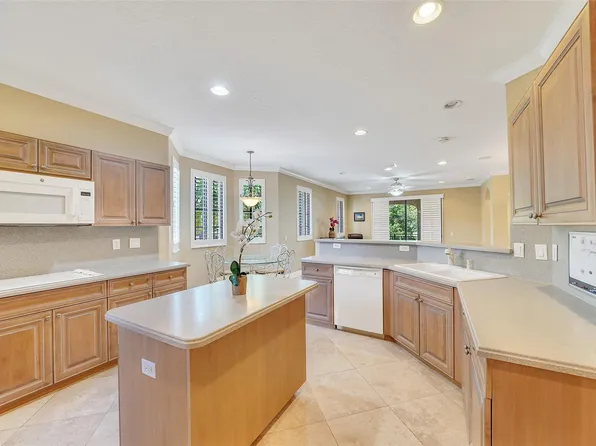 2669 Center Court Drive #3-10, Weston, FL 33332