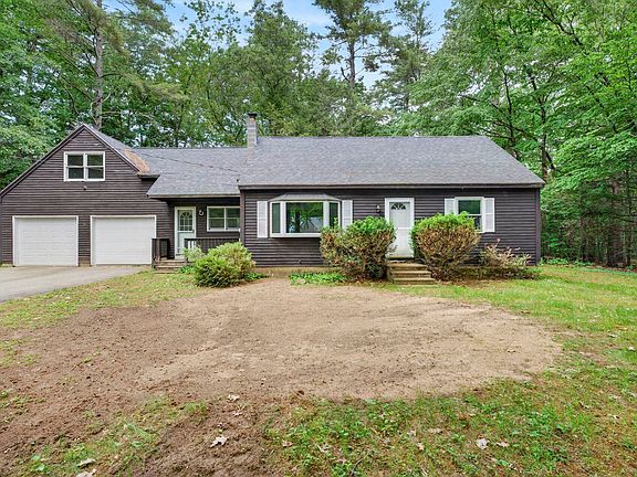 3rd image of 62 Boody Farm Road