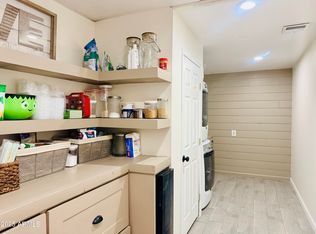 1555 W NARANJA Avenue, Mesa, AZ 85202