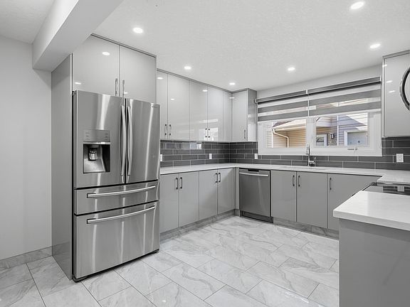 5th image of 419 Dunluce Rd NW