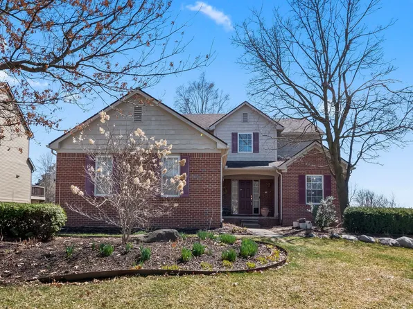 2146 Cliffside Dr, Wixom, MI 48393