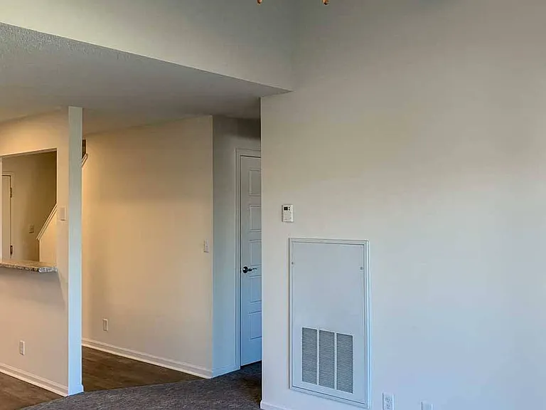 Northridge Heights Apartments — Photo 141