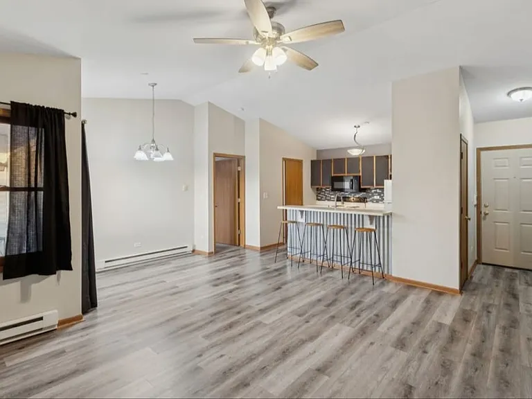 1351 Cunat Ct #3C — Photo 2