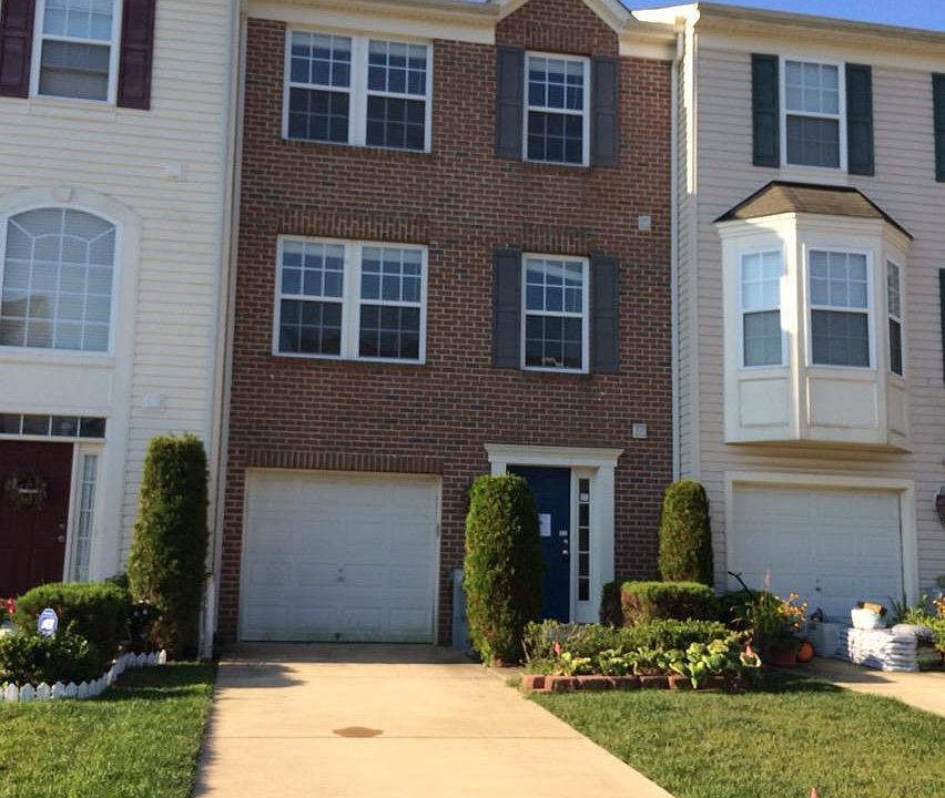 1st image of 707 Wineberry Way