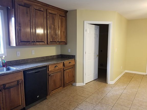 2nd image of 113 Melba St