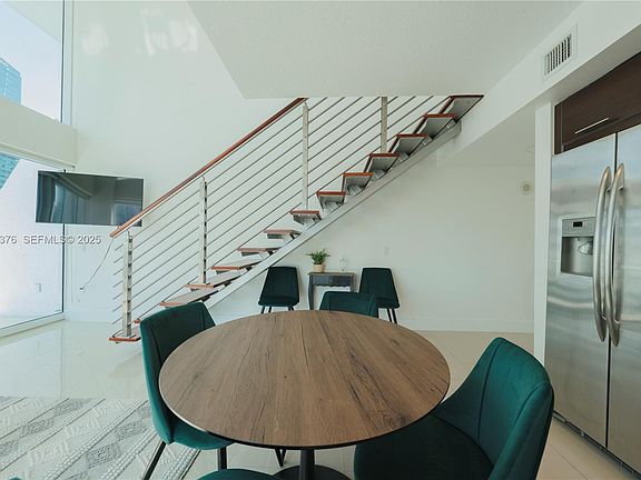 4th image of 41 SE 5th St APT 1217