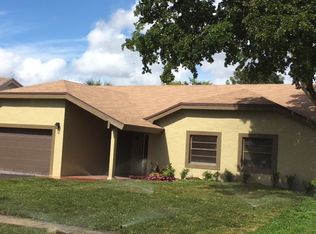 10201 NW 24th Ct, Cooper City, FL 33026