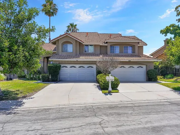 6025 E Hackamore Ln, Anaheim, CA 92807