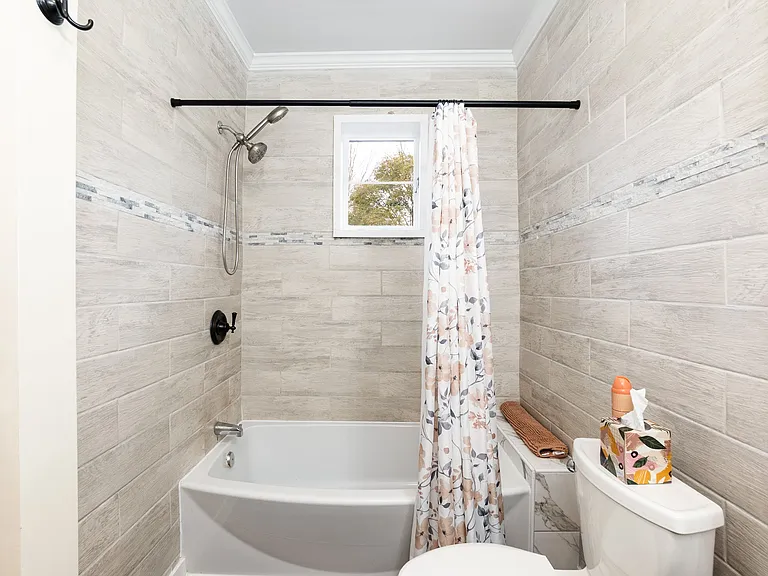 701 Elizabeth Ave — Photo 8