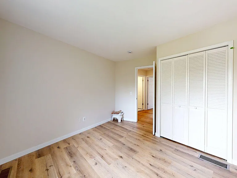 2609 Meade Ct — Photo 14
