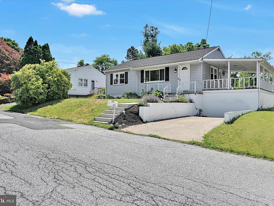 1st image of 4703 Clarendon St