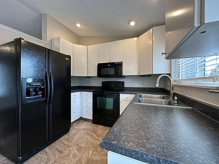 2987 Valarie Cir — Photo 9